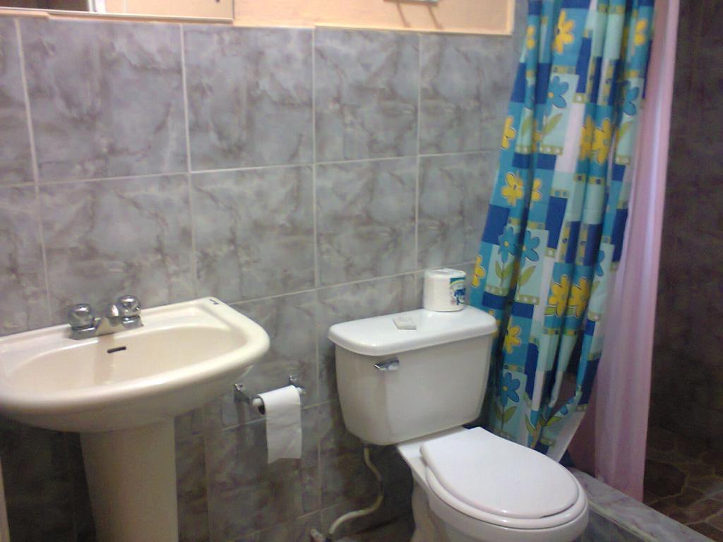 Yard Style Hotel Kingston Cameră foto