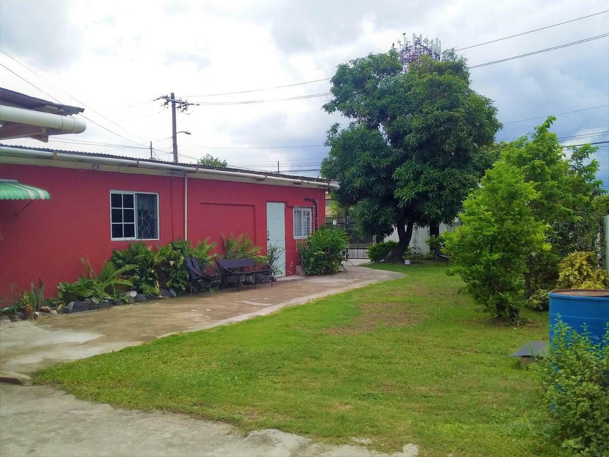 Yard Style Hotel Kingston Exterior foto
